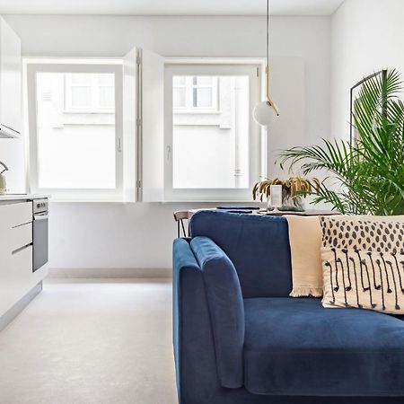 Decompress At A Tranquil, Minimal Urban Oasis With An Edge Lägenhet OOporto Exteriör bild