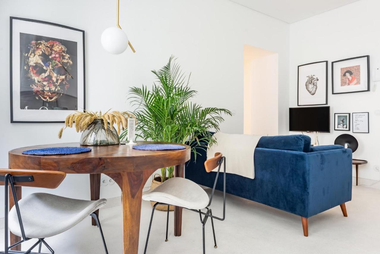 Decompress At A Tranquil, Minimal Urban Oasis With An Edge Lägenhet OOporto Exteriör bild