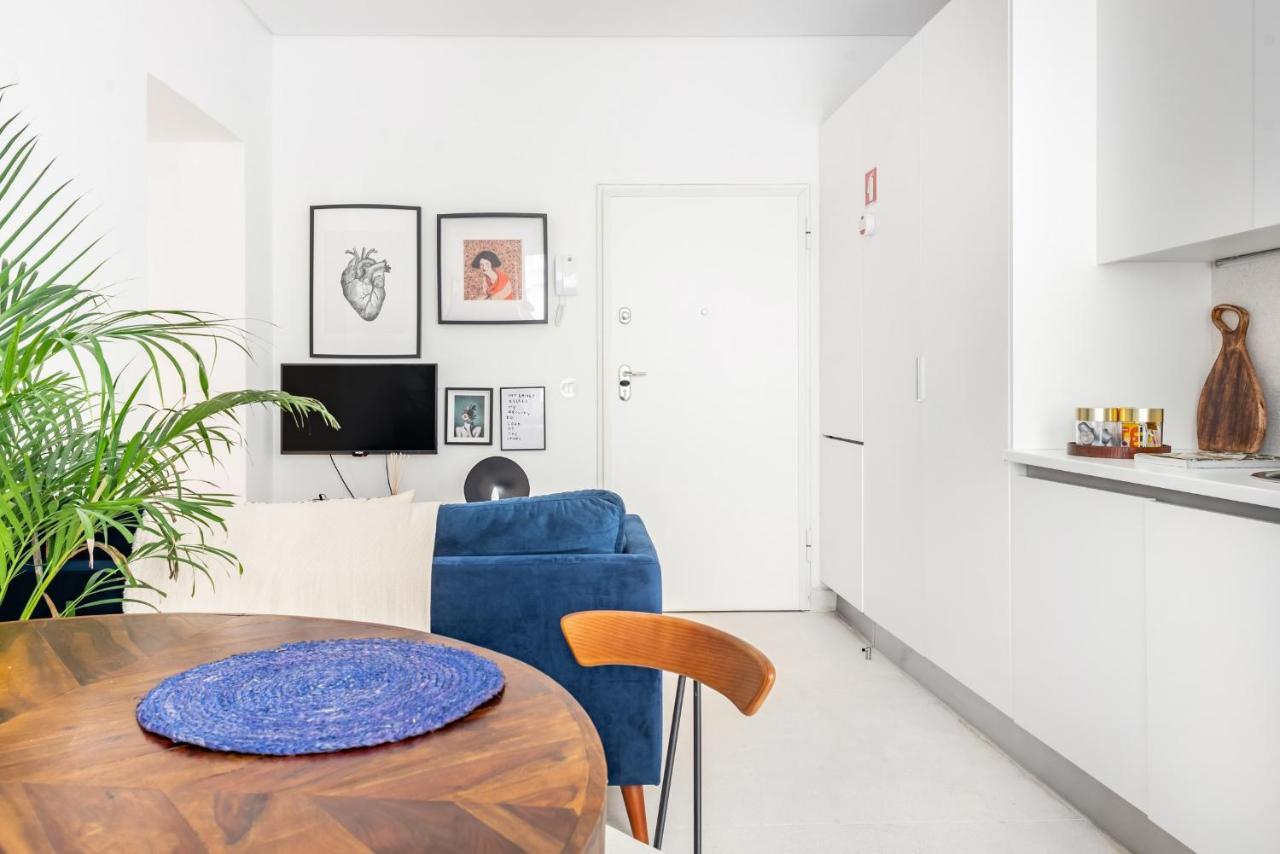 Decompress At A Tranquil, Minimal Urban Oasis With An Edge Lägenhet OOporto Exteriör bild