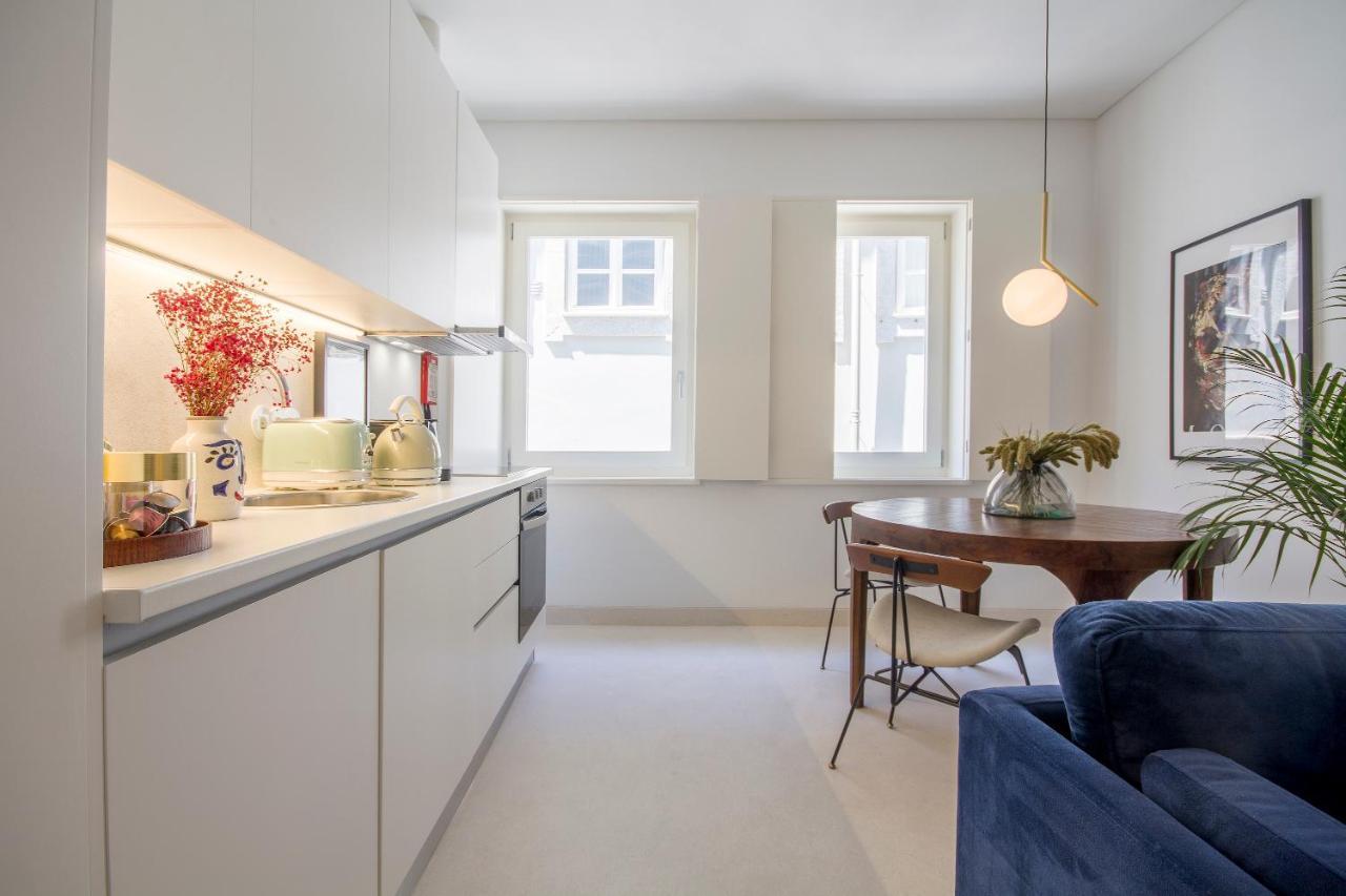 Decompress At A Tranquil, Minimal Urban Oasis With An Edge Lägenhet OOporto Exteriör bild